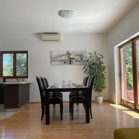 Apartment La Mare