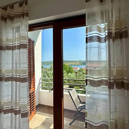 Appartement La Mare Posedarje